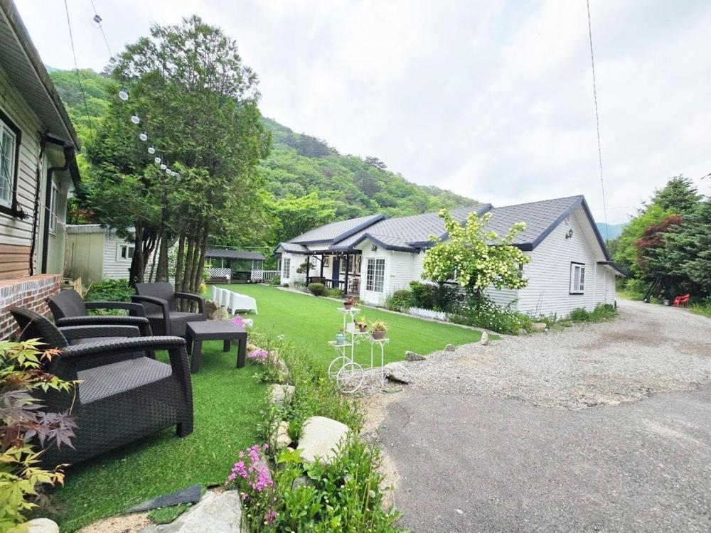 Pyeongchang Heungjeong Valley 409 Pension Luaran gambar